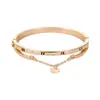 Pulsera de Corea del Sur más vendida, simple, de aleación, con temperamento, pulsera de amor, accesorios de reloj de moda, regalo de cumpleaños para novias