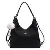 Bolsa Tote de Nylon Grande Capacidade Super Quente Transfronteiriça 2025 Nova Casual Versátil Bolsa de Ombro Mochila Simples Feminina