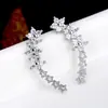 Aguja de plata 925 fila de orejas de estrella elegante incrustada de diamantes estilo coreano femenino simple dulce diseño de pendientes brillantes de sentido niche gancho para la oreja