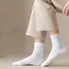 Calcetines Grises Blancos y Negros para Hombre de Primavera y Verano Algodón Calcetines de Media Pantorrilla Delgados Absorbentes de Sudor y Desodorantes Calcetines Cortos Casuales para Hombre y Mujer Venta al por Mayor