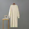 Comercio Exterior Transfronterizo Productos Europeos Industria Pesada Perforación en Caliente Vestido de Punto para Mujer Cuello en V Elegante Holgado Adelgazante Elegante Vestido Exterior