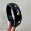 Accesorios Yongge Europeo y Americano Colorido Remache de Estrella de Cinco Puntas Pulsera de Madera Multicolores Madera Natural Joyería de Mano Venta al por Mayor Venta al por Mayor Transfronteriza