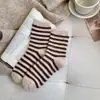 Calcetines de Invierno Caqui Imitación de Visón Velour de Visón para Mujer Calcetines Grues Peludos Retro Elegantes para Dormir Suelo Engrosados con Forro de Polar