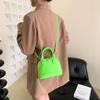 Bolso pequeño para mujer, primavera 2023, nuevo, estilo retro, portátil, sencillo, informal, bandolera de hombro.