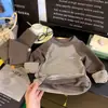 Artefacto de Capa Base para Uniforme Escolar Grado 7A Traje Térmico Antibacteriano Ropa de Casa Infantil de Otoño e Invierno Sin Costuras Lana y Seda 300g