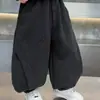 Pantalones de Felpa para Niños Estilo Otoño e Invierno Joggers para Bebés Pantalones Largos Casuales 2026 Nuevos Pantalones de Chándal de Linterna Elegantes para Niños