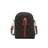 Bolso Pequeño Texturizado para Mujer 2025 Verano Nueva Moda Bolso Cuadrado Pequeño de Un Solo Hombro Elegante Ins Simple Bandolera Bolso para Teléfono Móvil