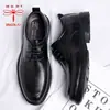 Sapatos masculinos de couro da marca Dragonfly, estilo britânico para ocasiões formais, novos casuais de couro macio com sola macia 2026 sapatos masculinos para casamento e noivo