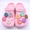 Luz LED de Flash de Donut Delicioso de Dibujos Animados Transfronteriza Zapatos con Agujeros Zapatos Hebilla de Zapato de Flor Accesorios Dibujos Animados DIY Decoración para Zapatos de Jardín