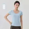 Camiseta de manga curta para yoga, fresca e leve, para mulheres, gola U, corte justo, simples, camiseta esportiva, confortável, respirável, que absorve o suor, top para roupas de fitness, verão