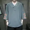 Traje Tang de tamanho grande com mangas de três quartos, top Hanfu solto e casual para o verão, camiseta fina com decote em V, roupa Zen bordada estilo chinês para homens