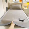Colchonete Macio Dobrável Classe A para Dormitório Estudantil, Colchonete Refrescante Ice Bean, Conjunto de Três Peças para o Verão, Adequado para Beliches Superiores e Inferiores, Colchonete Individual, Lavável à Máquina