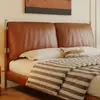 Cama de cuero para dormitorio principal estilo Bauhaus usada, cama doble para dormitorio secundario, cama de boda de lujo retro tapizada de lujo ligero italiano