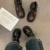Zapatos de cuero para mujer de suela gruesa, tacón grueso, estilo británico, colección nueva 2026, versátiles y que realzan la altura, mocasines negros para mujer