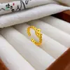 Libro Rojo Pequeño Mismo Estilo Oro de Arena Vietnamita Calado Moneda Caballo Mecedora Anillo Transferencia de Dinero Diseño de Anillo Joyería