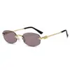 Gafas de Sol 2025 Nuevas Ovaladas Sin Marco Borde Cortado Texto en Inglés para Mujer Metal de Alta Gama Retro Transfronterizas Europeas y Americanas