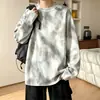 Sudadera juvenil, sudadera de cuello redondo para hombre, tie-dye pesado, otoño, corte holgado, chaqueta de marca retro americana de moda con tachuelas