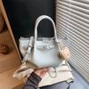 Bolsas de Alta Gama Transfronterizas de Nicho para Mujer 2025 Nuevo Verano Versátil Bolso Cruzado Casual Portátil Plegado Bolso para Suegra
