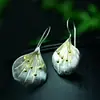 Brincos de Prata Esterlina S925, Artesanato Tailandês de Chiang Mai, Design Floral Longo, Brincos de Prata Pura para Mulheres, Brincos Elegantes de Prata Lisa