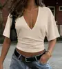 2025 Novo Top Cropped Curto de Manga Curta com Decote em V Estilo Europeu e Americano para Mulheres, Cor Sólida, Caimento Ajustado, Valoriza a Silhueta, Estilo Hot Girl