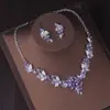 Aretes Colgantes Collar con Colgante de Gota de Agua con Pedrería Trabajo Pesado Exquisito Lujo Cadena para Clavícula Conjunto para Vestido de Banquete Venta al por Mayor Directa de Fábrica