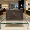 Lp19 Bolsa para Lonchera con Patrón de Cocodrilo Bolso de Hombro Cruzado de Cuero Genuino Bolso con Patrón de Piedra para Mujer Modelo Nuevo 2026 Cruzado