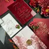 Convite de Casamento Acrílico Veludo Borgonha com Estampagem Dourada, Envelope com Capa de Papel Sulfite e Selo de Cera de Alto Padrão