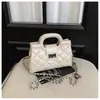 Bolsa Transversal de Luxo com Padrão de Losangos Estilo Pequena Chanel com Alça de Corrente Pequena Quadrada Feminina 2026 Novas Bolsas de Ombro Único Bolsas Transversais
