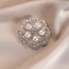 Novo broche estilo antigo de alta qualidade ins para mulheres estilo chinês leque borla pino de terno placket de pressão cheongsam corsage atacado