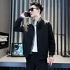 Chamarra de dos piezas falsas con cuello de color block para hombre, top de trabajo moderno, nueva ropa de primavera, ambiente de alta gama, estilo rebelde genial, tendencia, marca, prenda de abrigo
