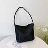 Coreia do Sul Moda Bolsa de Ombro Alta Cor Nylon Axila Bolsa Casual All-match Tote Bag Commuter Bolsa Bordada para Mulheres
