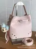 Exquisito Bolso Cubo con Remaches Texturizados para Mujer, Nuevo Modelo 2026, Diseño de Nicho de Alta Gama, Bolso de Mano Único, Bolso Cruzado para Viajes Diarios