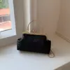 Bolso de Hombro Cruzado de Cadena de Lujo Ligero Retro Simple Versátil de Alto Valor con Cierre - Moda de Verano 2026