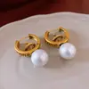 Brincos Saturno de Prata Coreana com Zircônia e Pérola, Brincos de Tarraxa Doces Simples Versáteis, Brincos de Nicho de Luxo Leve para Mulheres