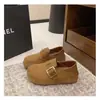 Populares zapatos retro Birkenstock de cobertura total para mujer, nuevos zapatos casuales de otoño 2026 con suela gruesa para aumentar la altura para mujer, zapatos slip-on versátiles para mujer