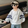 Roupas de Proteção Solar para Meninos 2026 Nova Jaqueta Estilosa de Proteção Solar para Bebê Jaqueta Fina de Verão para Proteger a Pele Roupa Externa Infantil Tendência