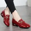 2026 Nuevos Mocasines de Charol para Primavera y Otoño Zapatos Planos de Cuero para Mujer Estilo Otoño Zapatos de Mujer Mocasines de Suela Suave Zapatos Individuales de Cuero Suave
