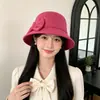 Novo Chapéu de Feltro de Lã da Moda para Mulheres, Chapéu Bucket de Topo Arredondado Estilo Coreano para Primavera e Outono, Chapéu Cloche Britânico Versátil Retrô de Celebridade da Internet