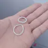Anillo Cielo Estrellado Brillante para Mujer, Nicho de Lujo Ligero con Sensación de Alta Gama, Anillo Delgado de Banda Lisa, Versátil para Apilar, Adecuado para el Dedo Índice o el Meñique