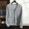 Cárdigan de Punto para Hombre de Cachemira con Cuello en V 2026 Otoño e Invierno Nuevo Chaqueta de Negocios Casual de Manga Larga de un Solo Botón