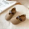 Sapatos de princesa para meninas, estilo retrô francês, sapatos Birkenstock infantis, novo design de tira única, sola plana e macia, sapatinhos de couro confortáveis
