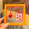 Llavero Creativo de Tarjeta Colgante Pequeño, Encanto Dorado para Bolso, Regalo de Graduación para Toda la Clase, Venta al por Mayor