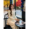 Novo Suéter de Malha Patchwork de Renda Off-Shoulder Elegante para Mulheres, Outono/Inverno 2026, Tamanho Plus, Top Versátil e Emagrecedor