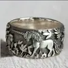 Venta caliente transfronteriza anillo de flor de unicornio para mujer anillo retro europeo y americano para hombre y mujer mismo Anillo Fábrica de Anillos al por mayor