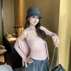 Tiro real: Um look casual de início de outono com um colete e um cardigã de tricô de lã, um conjunto feminino de duas peças, top novo estilo 2026, 25244