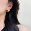Pendientes de C cepillados para mujer, lujo ligero, simples, exquisitos, elegantes, versátiles, pendientes únicos, estilo ins, modernos, pendientes creativos