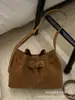 Bolsa Pequena Vintage para Mulheres 2025 Nova Tendência de Alta Qualidade Versátil Bolsa de Ombro para Trabalho Deslocamento Bolsa Saco Transversal