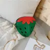 2026 Estilo Coreano Bolso de Hombro Infantil de PU Forma Linda de Fresas de Dibujos Animados Bolso Cruzado para Niñas Accesorio de Moda Bolso Pequeño