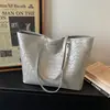 Bolsos Tejidos de Nicho Coreanos Son Bolsos para Mujer de Alta Venta con un Toque de Lujo, Bolsos Cruzados para el Día a Día, Bolsos Tote de Gran Capacidad, Modernos