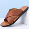 Sandálias rasteirinhas de tira cruzada masculinas Chinelos simples preto e branco Solado macio antiderrapante para uso externo Sapatos de praia Dropshipping